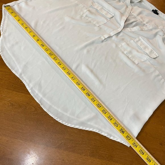 Torrid Women's Plus Size Light Gray 3/4 Sleeve Shirt Top Blouse Sz 2 - Picture 5 of 9